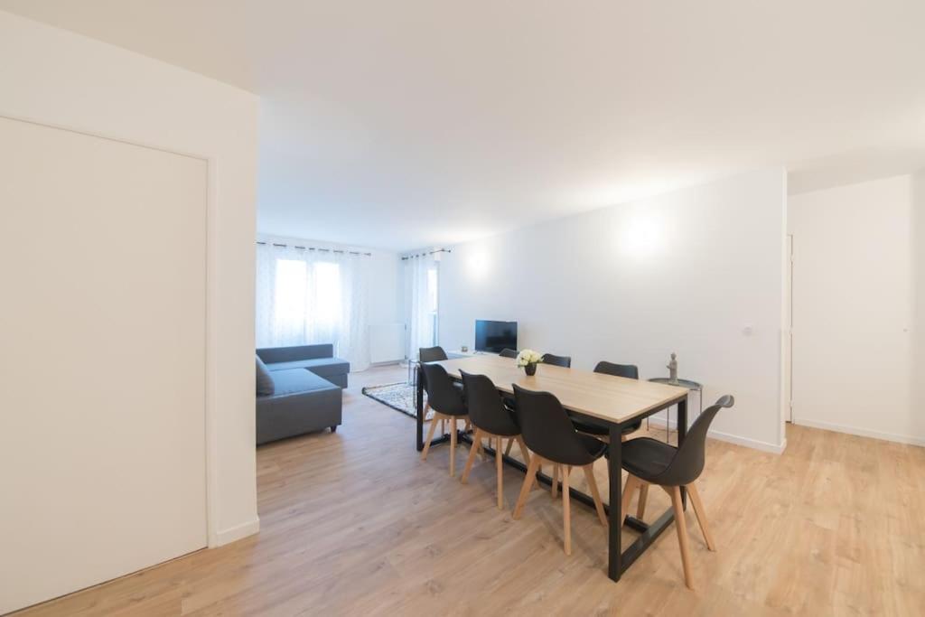 Suite Moderne Familiale 8 Pers - Disney 10M - 2 Sdb Бюсси-Сен-Жорж Экстерьер фото